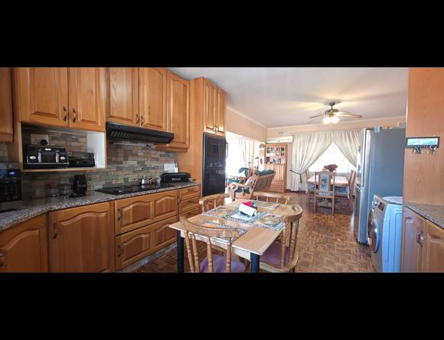 4 BEDROOM HOUSE FOR SALE IN SYDENHAM